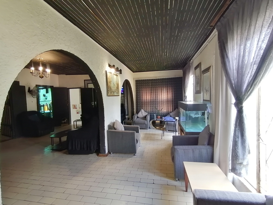 7 Bedroom Property for Sale in Stilfontein North West